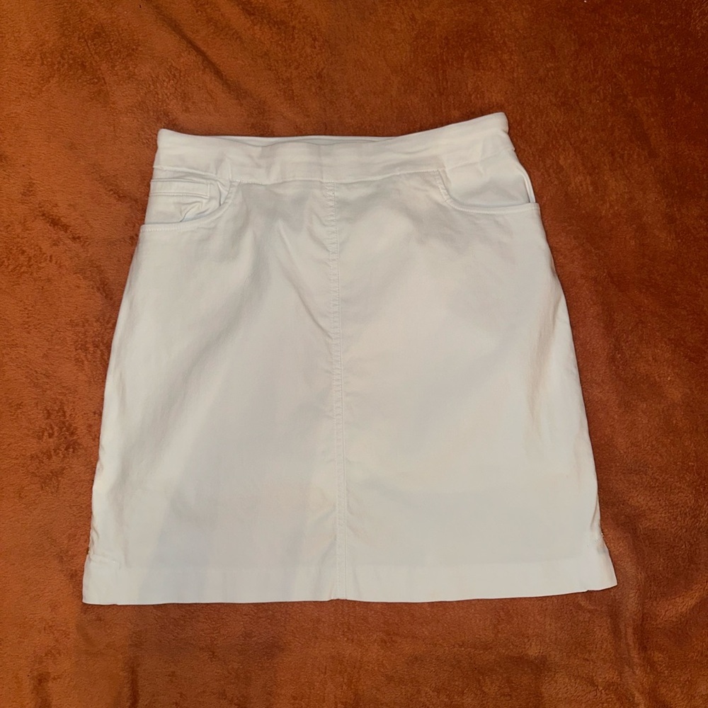 Hillary Radley White skort/skirt